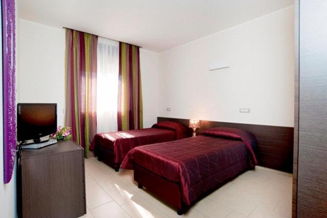 Hotel Massimino Anguillara Sabazia Szoba fotó